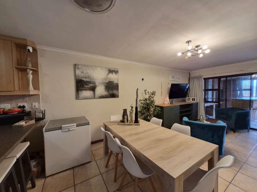 3 Bedroom Property for Sale in Sonstraal Heights Western Cape